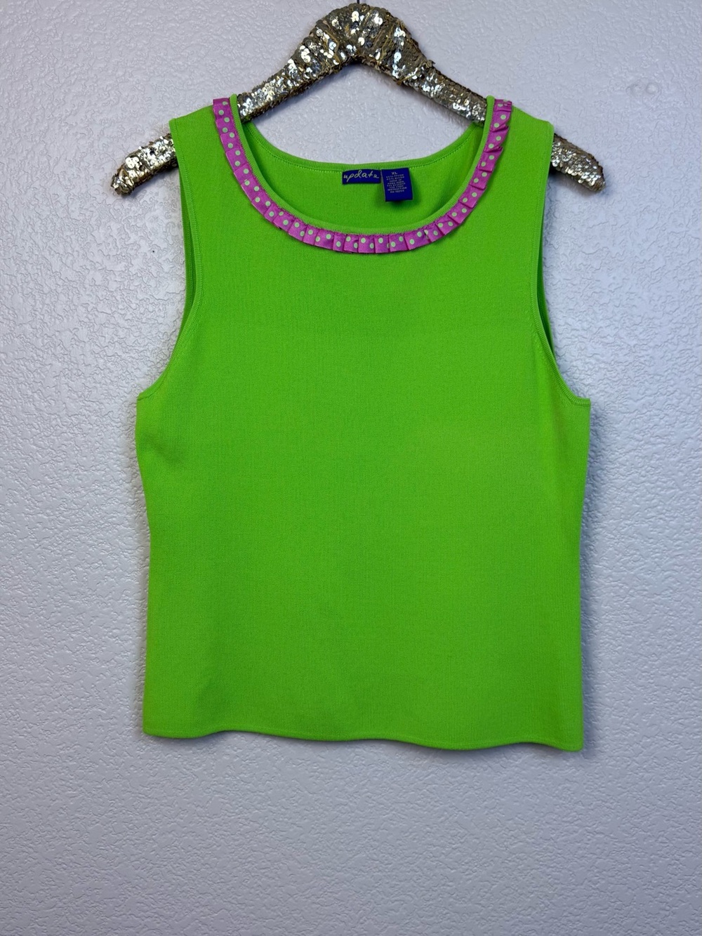 Update • Vintage Sleeveless Neon Green Top